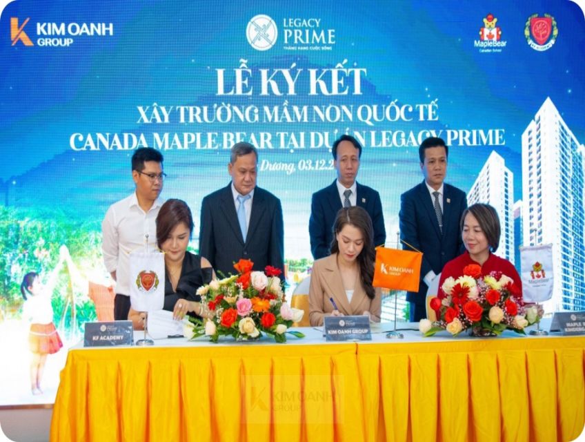 Trường mầm non Quốc tế Canada vừa được Kim Oanh Group ký kết tại dự án Legacy Prime.