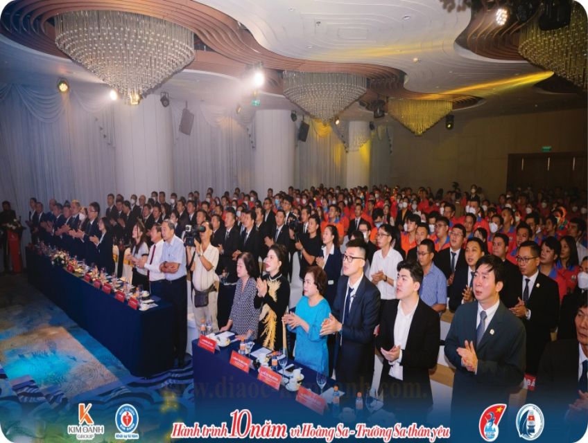 Địa ốc Kim Oanh đóng góp hơn 1 tỷ đồng hưởng ứng “chương trình 10 năm vì Hoàng Sa – Trường Sa thân yêu”.