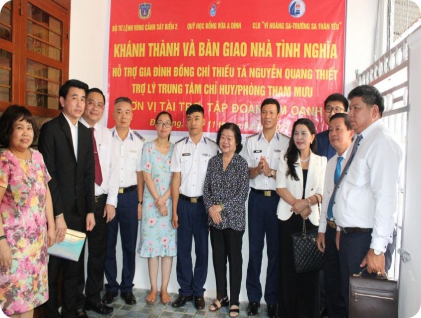 Quỹ Từ thiện Kim Oanh bàn giao nhà tình nghĩa cho quân nhân Bộ Tư lệnh Vùng Cảnh sát biển 2.